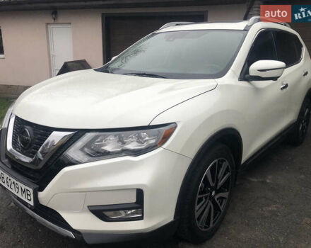 Белый Ниссан Rogue, объемом двигателя 2.49 л и пробегом 124 тыс. км за 17900 $, фото 3 на Automoto.ua