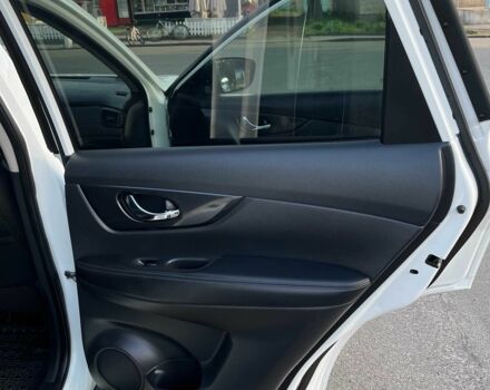 Белый Ниссан Rogue, объемом двигателя 2.5 л и пробегом 153 тыс. км за 16500 $, фото 20 на Automoto.ua