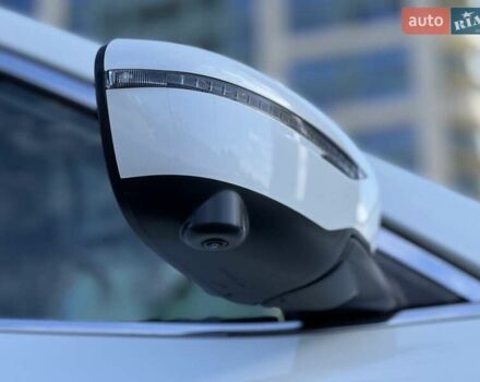 Белый Ниссан Rogue, объемом двигателя 2.49 л и пробегом 100 тыс. км за 15499 $, фото 11 на Automoto.ua