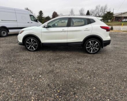 Белый Ниссан Rogue, объемом двигателя 2 л и пробегом 34 тыс. км за 1900 $, фото 4 на Automoto.ua