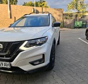 Білий Ніссан Rogue, об'ємом двигуна 2.49 л та пробігом 67 тис. км за 17400 $, фото 3 на Automoto.ua