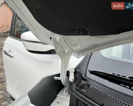 Белый Ниссан Rogue, объемом двигателя 2.5 л и пробегом 113 тыс. км за 14999 $, фото 53 на Automoto.ua