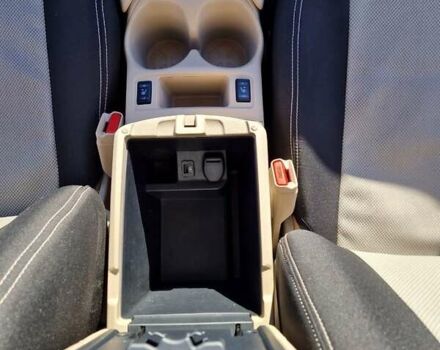 Белый Ниссан Rogue, объемом двигателя 2.49 л и пробегом 60 тыс. км за 16500 $, фото 13 на Automoto.ua