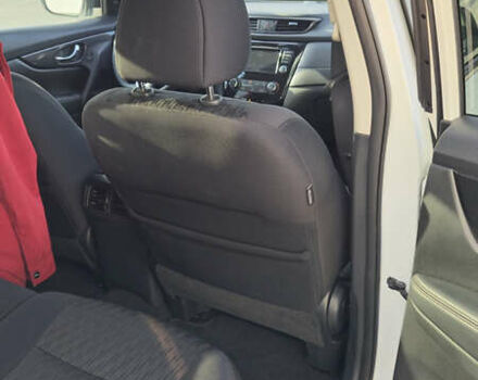 Белый Ниссан Rogue, объемом двигателя 2.49 л и пробегом 128 тыс. км за 15200 $, фото 12 на Automoto.ua