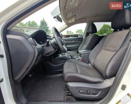 Белый Ниссан Rogue, объемом двигателя 2.5 л и пробегом 106 тыс. км за 15300 $, фото 15 на Automoto.ua