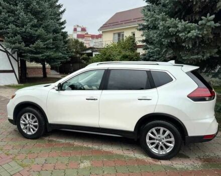 Белый Ниссан Rogue, объемом двигателя 2.5 л и пробегом 120 тыс. км за 13000 $, фото 6 на Automoto.ua
