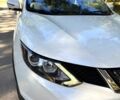 Белый Ниссан Rogue, объемом двигателя 2 л и пробегом 55 тыс. км за 15000 $, фото 2 на Automoto.ua