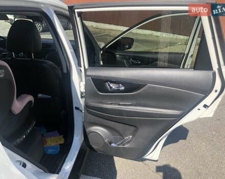 Білий Ніссан Rogue, об'ємом двигуна 2.49 л та пробігом 108 тис. км за 19100 $, фото 20 на Automoto.ua