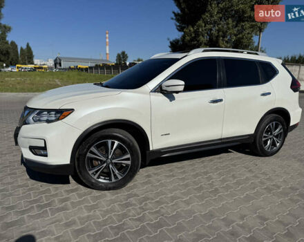 Білий Ніссан Rogue, об'ємом двигуна 2 л та пробігом 75 тис. км за 16700 $, фото 2 на Automoto.ua