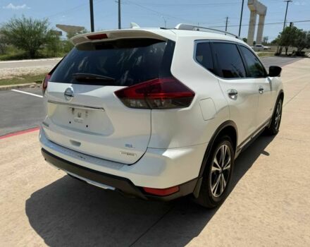 Білий Ніссан Rogue, об'ємом двигуна 2 л та пробігом 46 тис. км за 7000 $, фото 6 на Automoto.ua