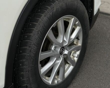 Белый Ниссан Rogue, объемом двигателя 2.5 л и пробегом 195 тыс. км за 13500 $, фото 6 на Automoto.ua