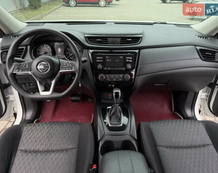 Белый Ниссан Rogue, объемом двигателя 2.5 л и пробегом 50 тыс. км за 16499 $, фото 51 на Automoto.ua