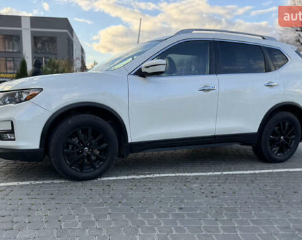 Белый Ниссан Rogue, объемом двигателя 2.49 л и пробегом 107 тыс. км за 15800 $, фото 3 на Automoto.ua