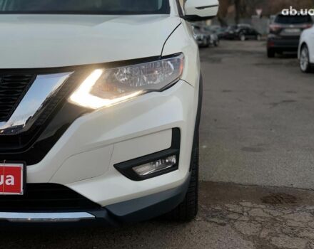 Белый Ниссан Rogue, объемом двигателя 2.5 л и пробегом 144 тыс. км за 14890 $, фото 10 на Automoto.ua