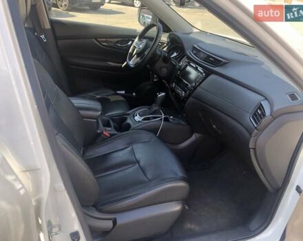 Білий Ніссан Rogue, об'ємом двигуна 2.49 л та пробігом 108 тис. км за 19100 $, фото 6 на Automoto.ua