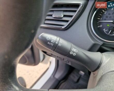 Белый Ниссан Rogue, объемом двигателя 2.5 л и пробегом 106 тыс. км за 15300 $, фото 20 на Automoto.ua