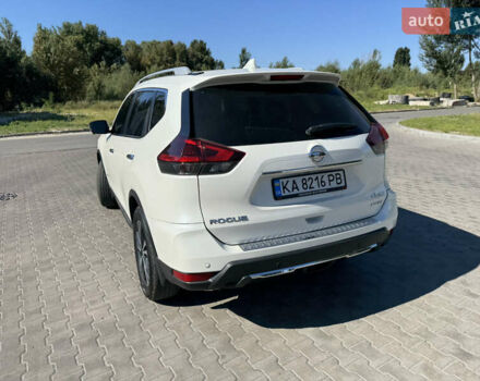 Білий Ніссан Rogue, об'ємом двигуна 2 л та пробігом 75 тис. км за 16700 $, фото 9 на Automoto.ua