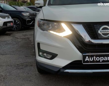 Белый Ниссан Rogue, объемом двигателя 2.5 л и пробегом 144 тыс. км за 14890 $, фото 11 на Automoto.ua