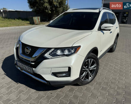 Білий Ніссан Rogue, об'ємом двигуна 2 л та пробігом 75 тис. км за 16700 $, фото 27 на Automoto.ua