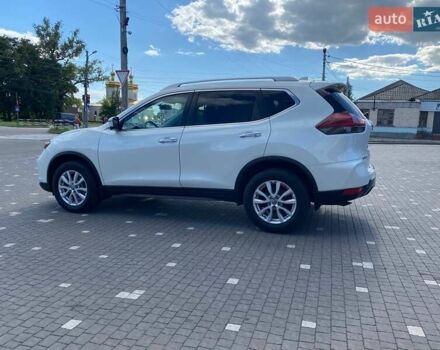 Білий Ніссан Rogue, об'ємом двигуна 2.49 л та пробігом 138 тис. км за 16500 $, фото 4 на Automoto.ua