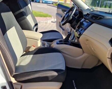 Белый Ниссан Rogue, объемом двигателя 2.49 л и пробегом 60 тыс. км за 16500 $, фото 4 на Automoto.ua