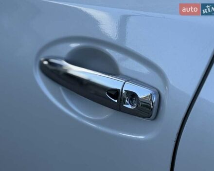 Белый Ниссан Rogue, объемом двигателя 2.49 л и пробегом 100 тыс. км за 15499 $, фото 8 на Automoto.ua