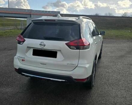 Белый Ниссан Rogue, объемом двигателя 0 л и пробегом 63 тыс. км за 10400 $, фото 8 на Automoto.ua