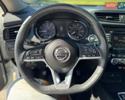 Білий Ніссан Rogue, об'ємом двигуна 2 л та пробігом 75 тис. км за 16700 $, фото 39 на Automoto.ua