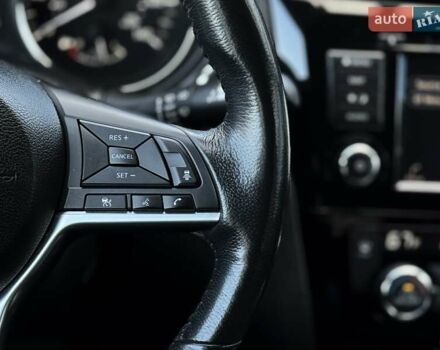 Белый Ниссан Rogue, объемом двигателя 2.49 л и пробегом 100 тыс. км за 15499 $, фото 24 на Automoto.ua