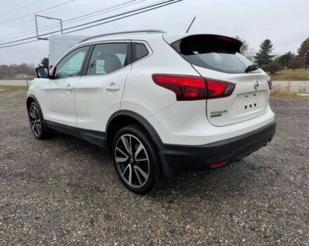 Белый Ниссан Rogue, объемом двигателя 2 л и пробегом 34 тыс. км за 1900 $, фото 5 на Automoto.ua