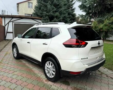 Белый Ниссан Rogue, объемом двигателя 2.5 л и пробегом 120 тыс. км за 13000 $, фото 5 на Automoto.ua