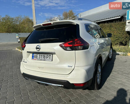 Белый Ниссан Rogue, объемом двигателя 2.49 л и пробегом 73 тыс. км за 18400 $, фото 5 на Automoto.ua