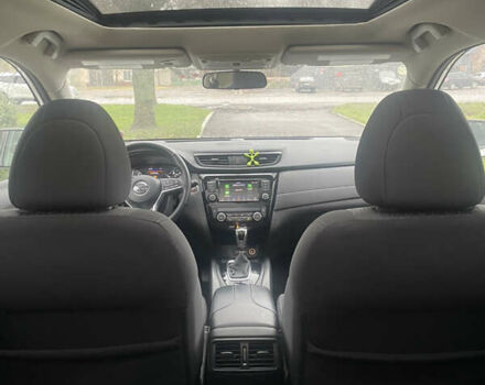 Белый Ниссан Rogue, объемом двигателя 2.49 л и пробегом 105 тыс. км за 16700 $, фото 23 на Automoto.ua