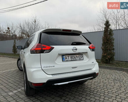 Белый Ниссан Rogue, объемом двигателя 2.5 л и пробегом 50 тыс. км за 16499 $, фото 16 на Automoto.ua