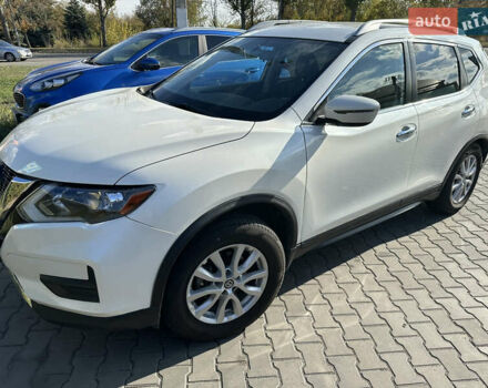 Белый Ниссан Rogue, объемом двигателя 2.49 л и пробегом 73 тыс. км за 18400 $, фото 13 на Automoto.ua