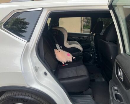 Білий Ніссан Rogue, об'ємом двигуна 2.5 л та пробігом 92 тис. км за 18700 $, фото 10 на Automoto.ua