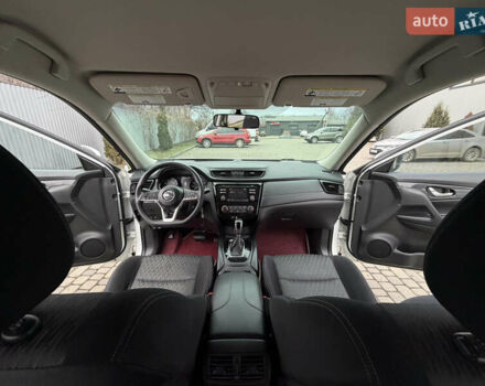 Белый Ниссан Rogue, объемом двигателя 2.5 л и пробегом 50 тыс. км за 16499 $, фото 55 на Automoto.ua