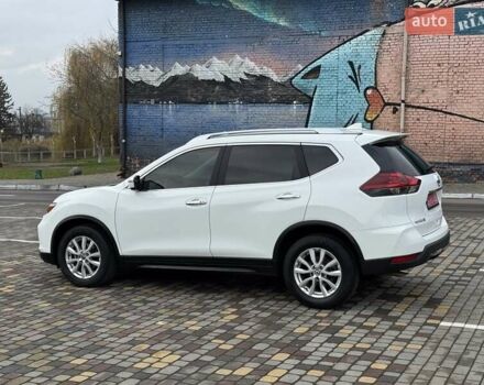 Белый Ниссан Rogue, объемом двигателя 2.5 л и пробегом 113 тыс. км за 14999 $, фото 3 на Automoto.ua