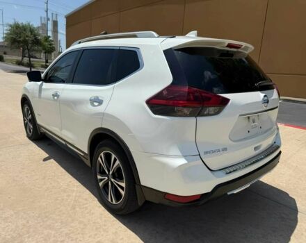 Білий Ніссан Rogue, об'ємом двигуна 2 л та пробігом 46 тис. км за 7000 $, фото 4 на Automoto.ua