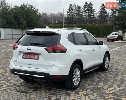 Белый Ниссан Rogue, объемом двигателя 2.5 л и пробегом 113 тыс. км за 14999 $, фото 6 на Automoto.ua