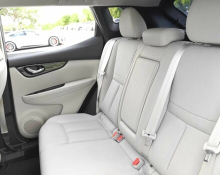 Белый Ниссан Rogue, объемом двигателя 2 л и пробегом 31 тыс. км за 9750 $, фото 11 на Automoto.ua