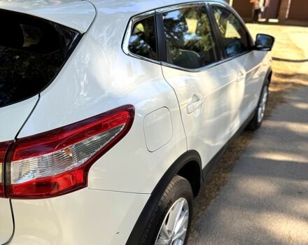 Белый Ниссан Rogue, объемом двигателя 2 л и пробегом 55 тыс. км за 15000 $, фото 4 на Automoto.ua