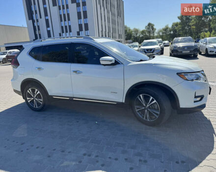 Білий Ніссан Rogue, об'ємом двигуна 2 л та пробігом 75 тис. км за 16700 $, фото 18 на Automoto.ua