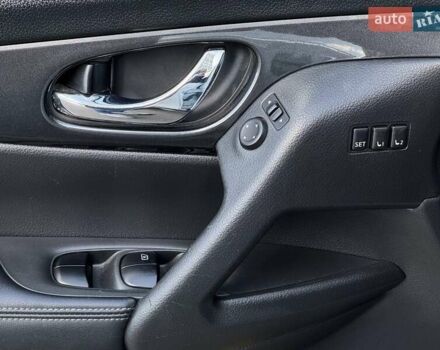 Белый Ниссан Rogue, объемом двигателя 2.49 л и пробегом 100 тыс. км за 15499 $, фото 53 на Automoto.ua