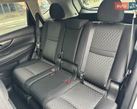 Белый Ниссан Rogue, объемом двигателя 2.5 л и пробегом 113 тыс. км за 14999 $, фото 20 на Automoto.ua