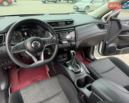 Белый Ниссан Rogue, объемом двигателя 2.5 л и пробегом 50 тыс. км за 16499 $, фото 53 на Automoto.ua