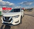 Ниссан Rogue 2018 в Виннице на Automoto.ua Белый Ниссан Rogue, объемом двигателя 2.5 л и пробегом 125 тыс. км за 15600 $, фото 3 на Automoto.ua