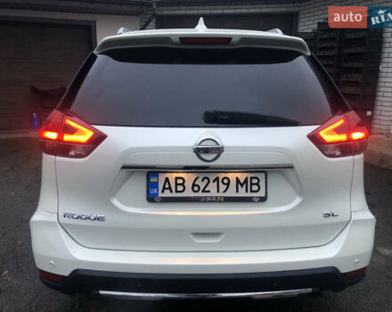 Белый Ниссан Rogue, объемом двигателя 2.49 л и пробегом 124 тыс. км за 17900 $, фото 11 на Automoto.ua