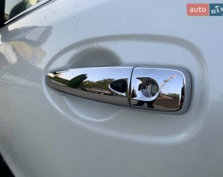 Білий Ніссан Rogue, об'ємом двигуна 2.49 л та пробігом 139 тис. км за 14800 $, фото 5 на Automoto.ua