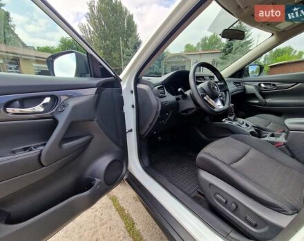 Белый Ниссан Rogue, объемом двигателя 2.5 л и пробегом 106 тыс. км за 15300 $, фото 14 на Automoto.ua